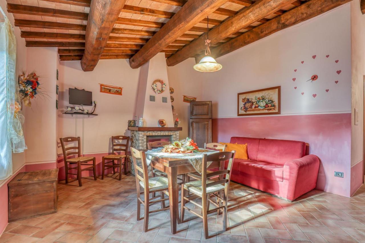 Agriturismo Podere San Giorgio Радикофани Экстерьер фото
